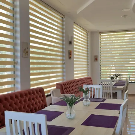 El Mare ホテル 3*